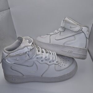 Nike Air‎ Force 1 Mid White Youth Size 7Y Triple White Strap Sneakers 314195-113